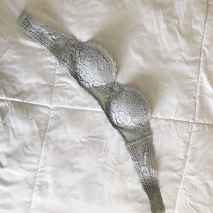 Xhilaration strapless lace bra